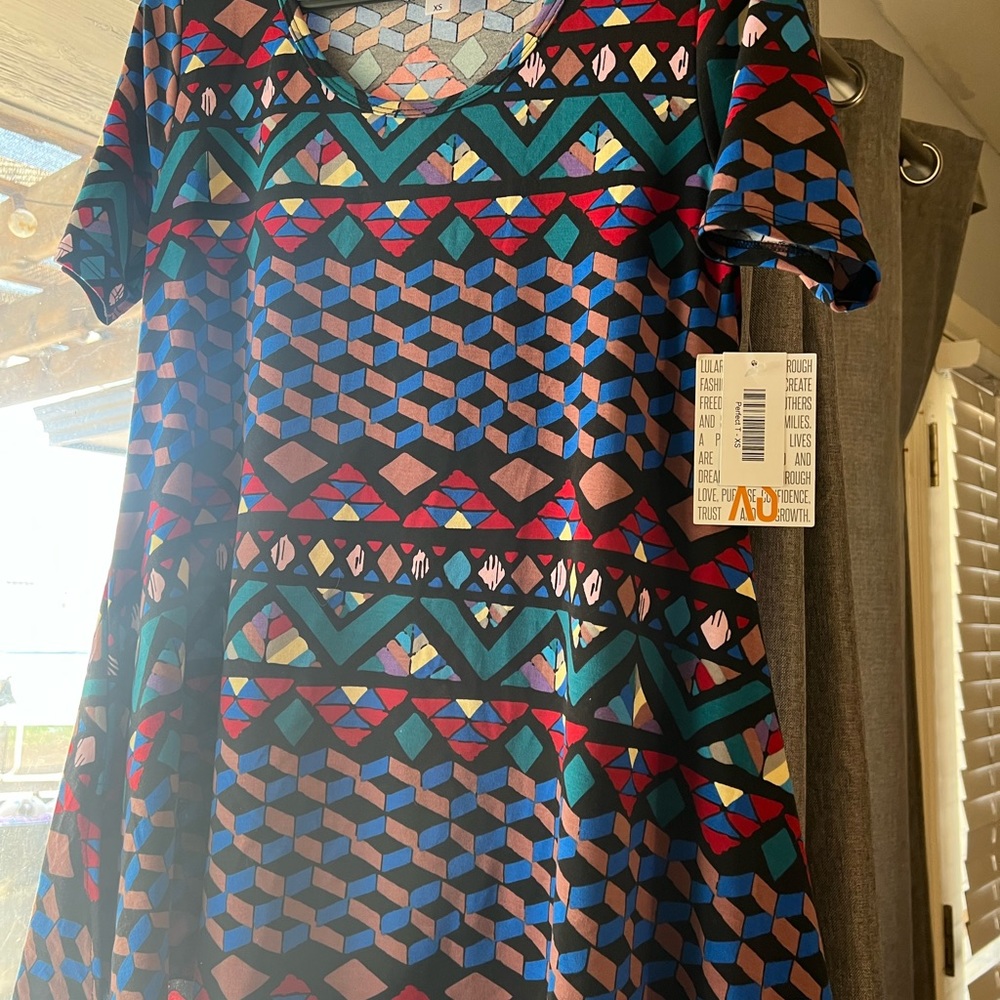 LuLaRoe Perfect T